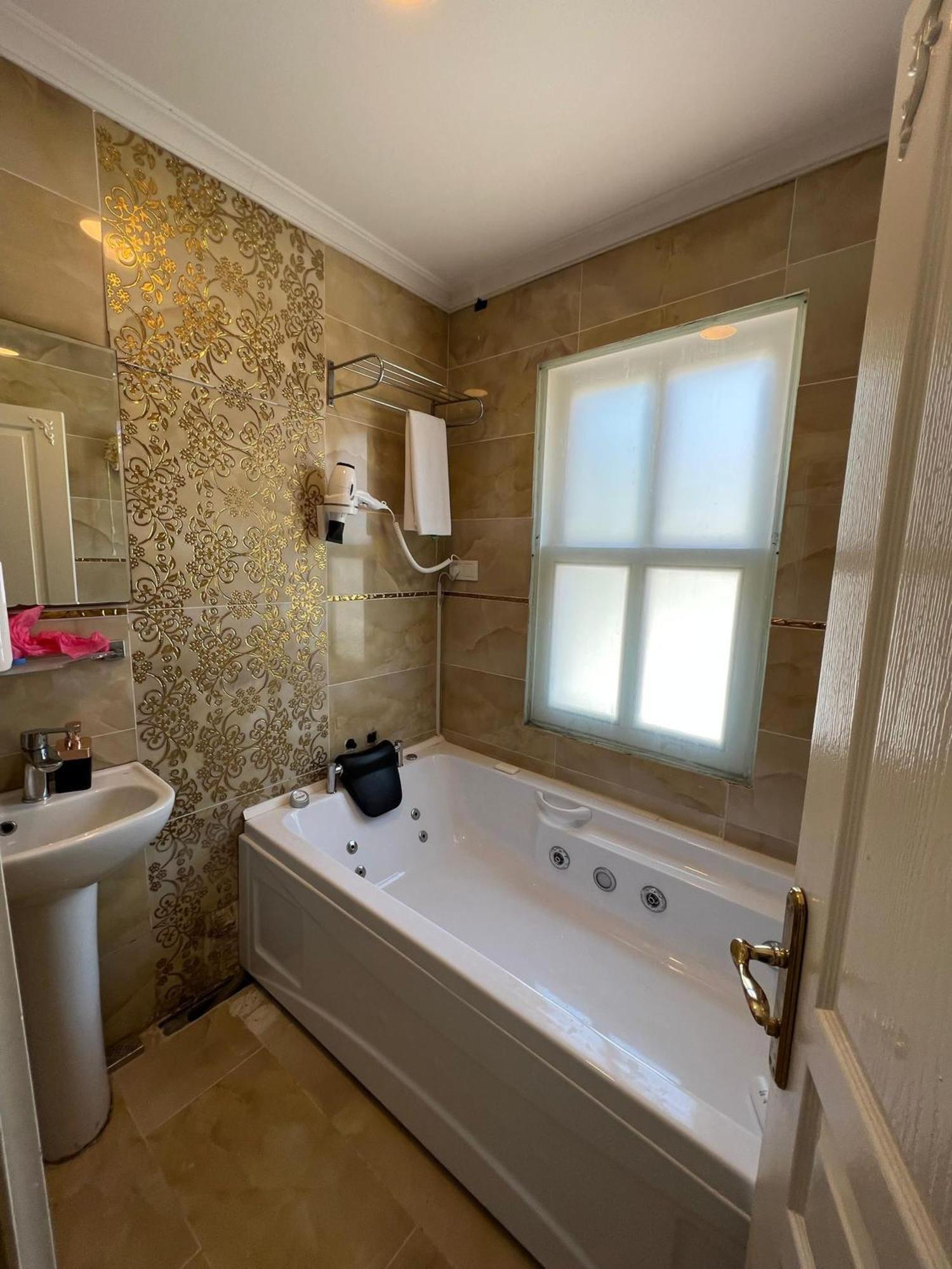 Mihri Hatun Suit Otel Isztambul Kültér fotó